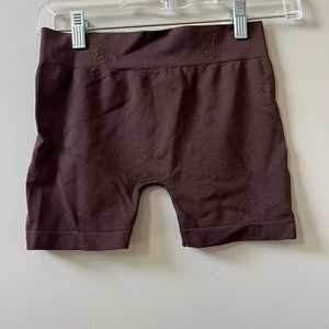 NATURYL BY NIYKEE Brown Seamless Bike Shorts